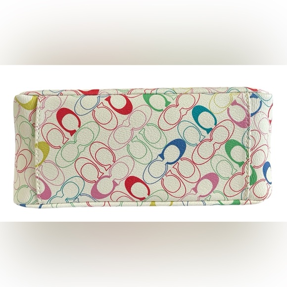 Vintage Coach Red and Pink Shoulder Bag with Signature Print - Picture 13 of 13